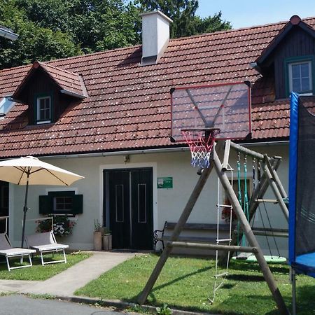 Вилла Ferienhaus Schonmaier Gnas Экстерьер фото